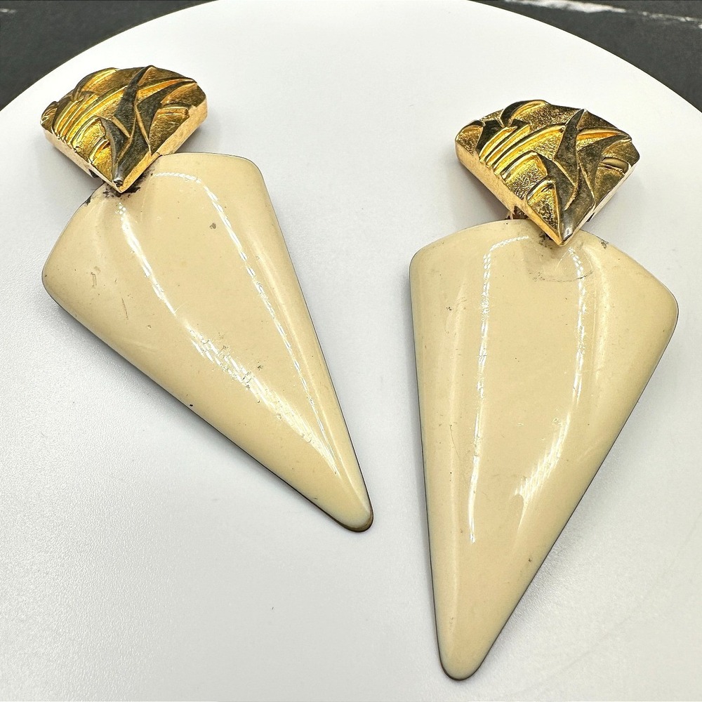 Vintage Gold Tone Women's Long Shoulder Duster Cream Enamel Dangle/Drop Earrings
